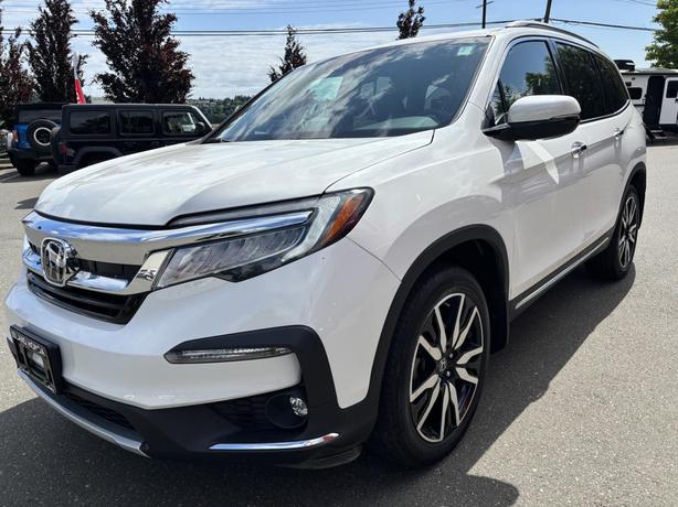 2022 Honda Pilot Touring 7-Passenger image 3