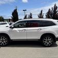 2022 Honda Pilot Touring 7-Passenger thumbnail image 4