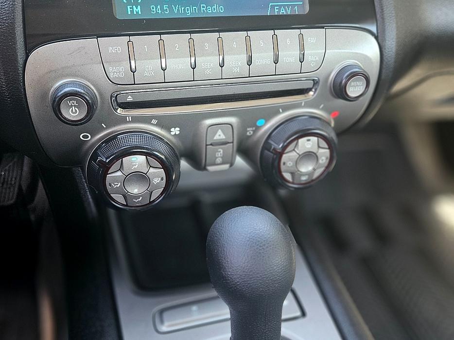 2012 Chevrolet  Camaro 1LT display photo