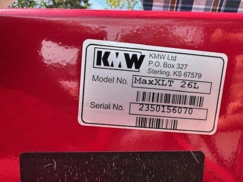 2022 Mahindra Max Series MAX 26XLT Shuttle display photo