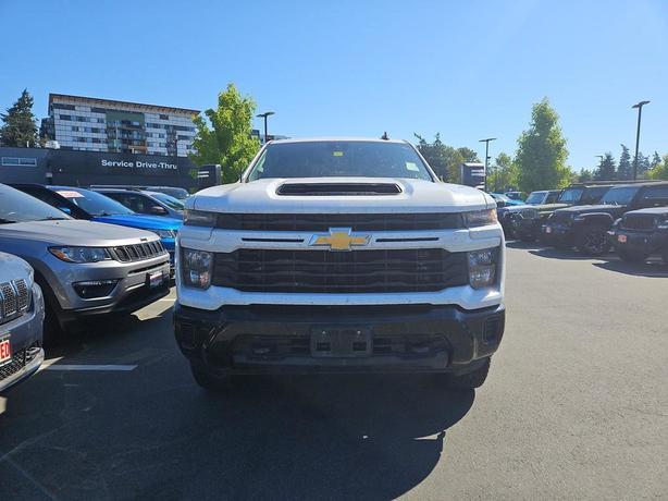 2024 Chevrolet Silverado 2500 4WD Crew Cab 172 Custom | Tow Hooks | Front Collis image 2