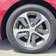 2016 Hyundai Elantra GT 5dr HB Auto GLS thumbnail image 5