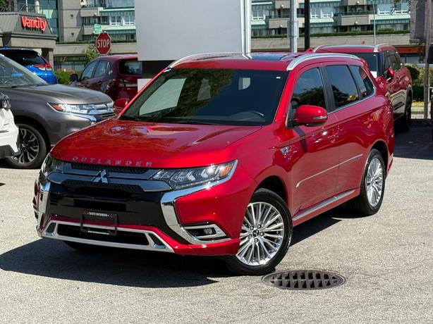 2020 Mitsubishi Outlander PHEV SEL S-AWC image 1