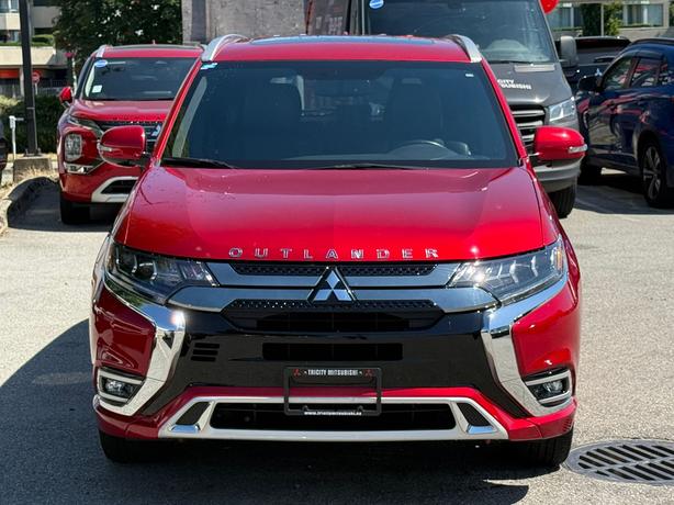 2020 Mitsubishi Outlander PHEV SEL S-AWC image 2
