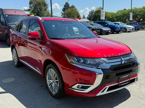 2020 Mitsubishi Outlander PHEV SEL S-AWC image 3
