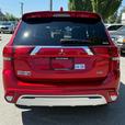 2020 Mitsubishi Outlander PHEV SEL S-AWC thumbnail image 6
