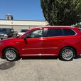 2020 Mitsubishi Outlander PHEV SEL S-AWC thumbnail image 8
