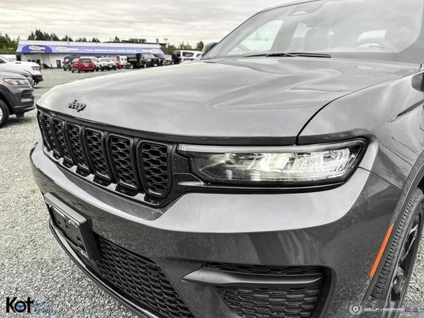 2024 JEEP GRAND CHEROKEE image 8