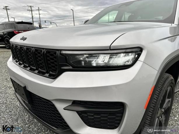 2024 JEEP GRAND CHEROKEE image 8