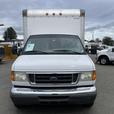 2005 Ford Econoline E-350 Super Duty 12 Foot Cube Van With Rear Workshop thumbnail image 8