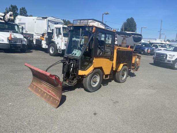 2010 Trackless MT6 Plow Spreader Diesel image 1