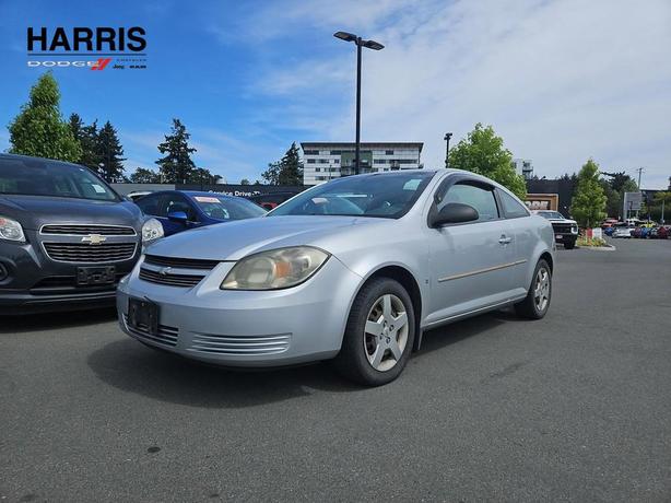 2008 Chevrolet Cobalt LS | No Reported Accidents! image 1
