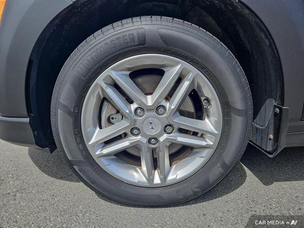 2020 Hyundai Kona 2.0L Essential AWD | Remote Start | Bluetooth Connect! image 6