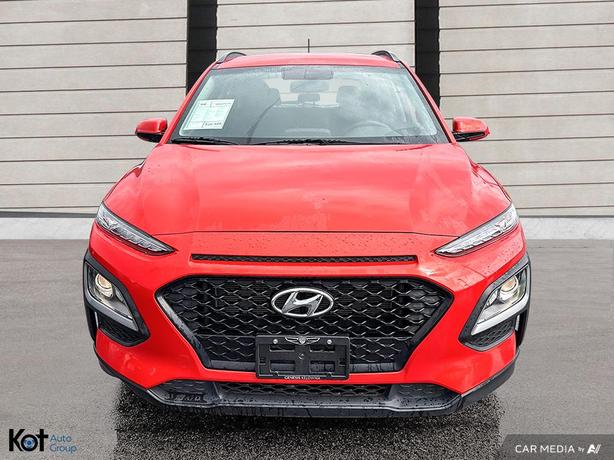 2020 Hyundai Kona Essential NO ACCIDENT! LOW KMS! image 2