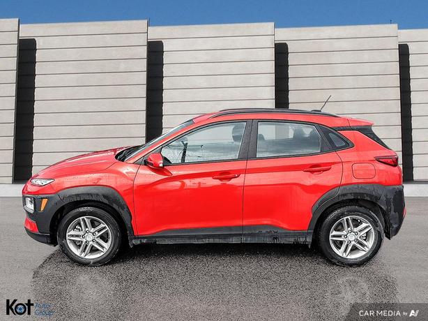 2020 Hyundai Kona Essential NO ACCIDENT! LOW KMS! image 3