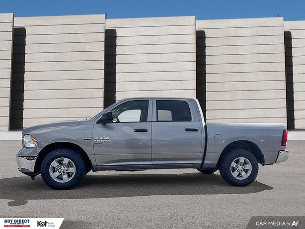 2023 RAM 1500 Classic SLT image 3