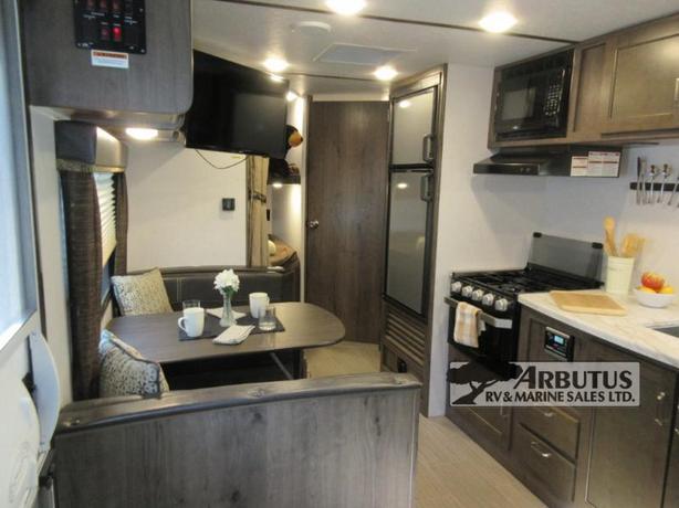 Used 2019 Keystone RV Passport 239MLWE image 8