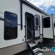 Used 2024 Forest River RV Wildwood Heritage Glen 378FL thumbnail image 3