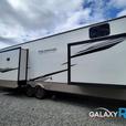 Used 2024 Forest River RV Wildwood Heritage Glen 378FL thumbnail image 4