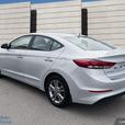 2017 Hyundai Elantra GL thumbnail image 4