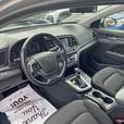 2017 Hyundai Elantra GL thumbnail image 6
