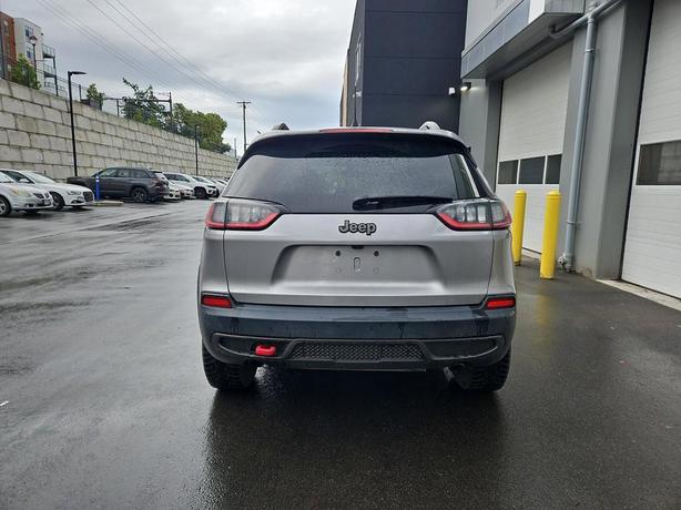 2019 Jeep Cherokee Trailhawk Elite 4x4 | Panoramic Sunroof! image 5
