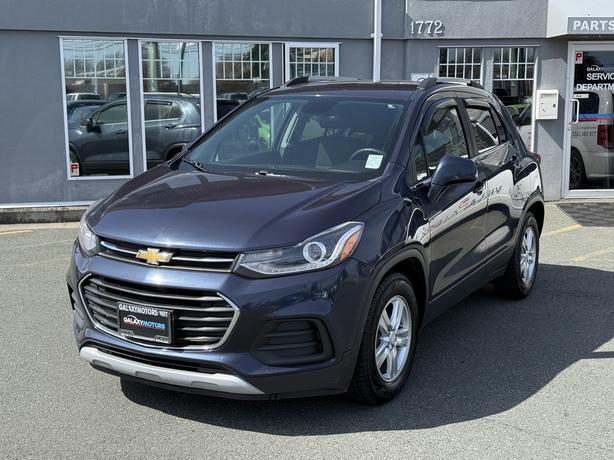 2018 Chevrolet Trax LT - Parking Camera Rear & 16" Aluminum Wheels image 1