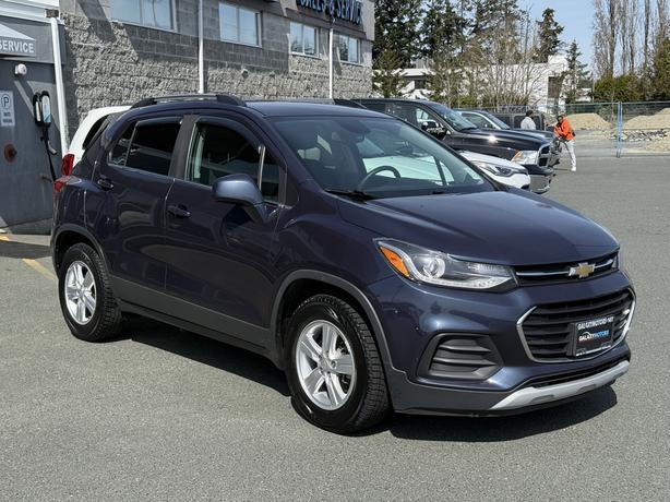 2018 Chevrolet Trax LT - Parking Camera Rear & 16" Aluminum Wheels image 4
