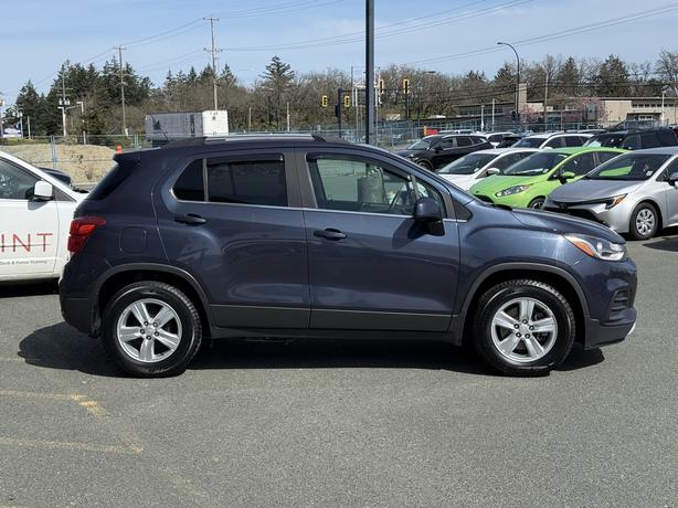 2018 Chevrolet Trax LT - Parking Camera Rear & 16" Aluminum Wheels image 5