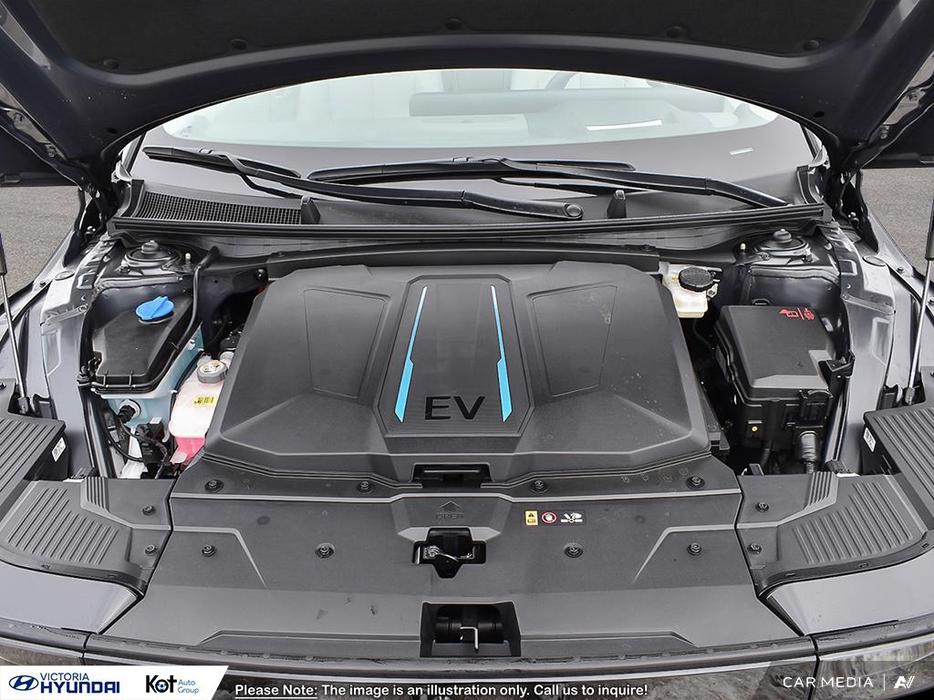 2025 Hyundai IONIQ 5 PREFERRED display photo