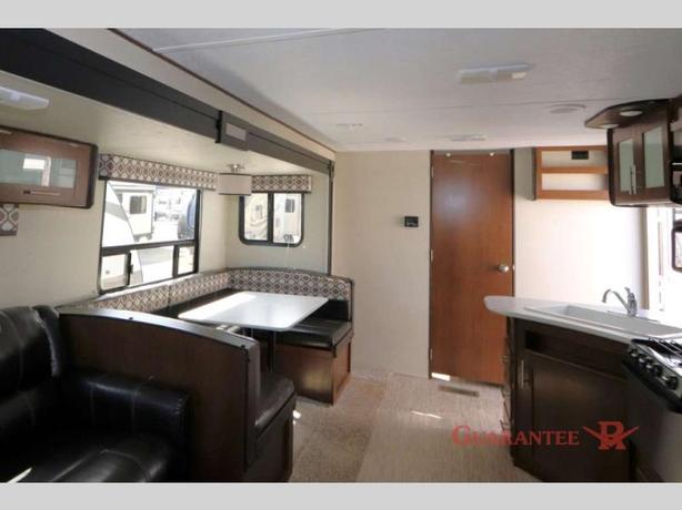 Used 2018 Prime Time RV Avenger ATI 27DBS image 8