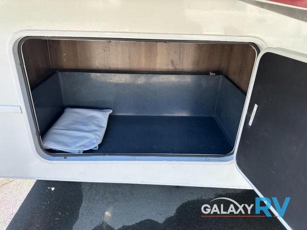 Used 2018 Jayco Redhawk 26XD image 4