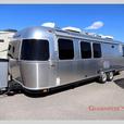 Used 2017 Airstream RV Classic 30 thumbnail image 3