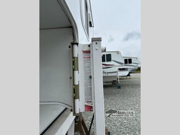 Used 2018 Westland RV Travelaire 7.6 Mid-Size image 7