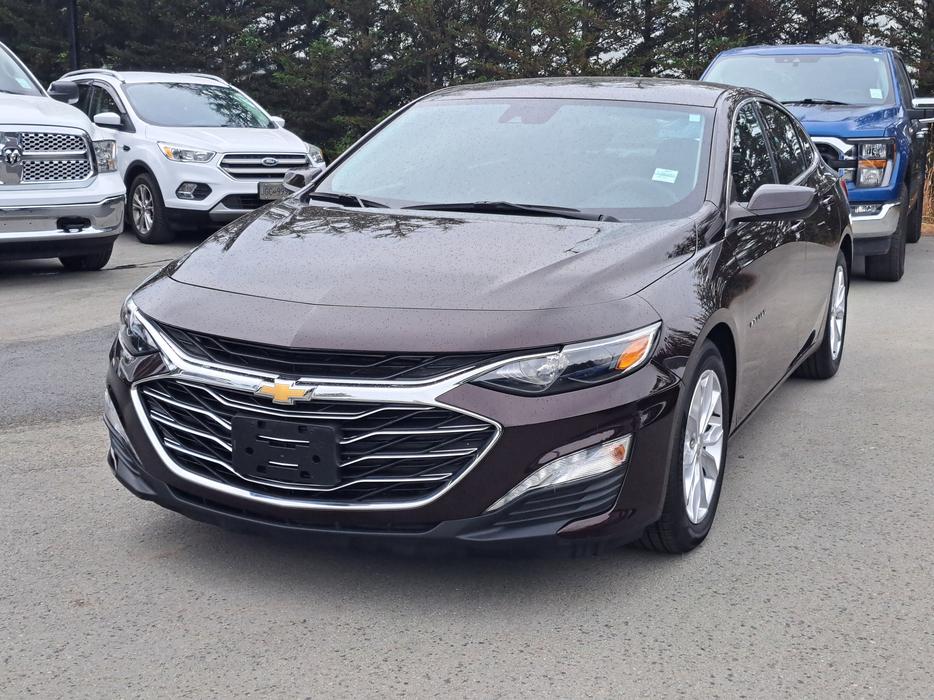 2020 Chevrolet Malibu display photo