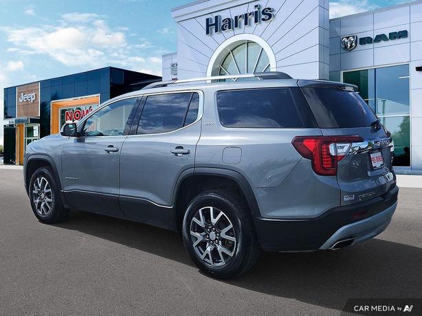 2023 GMC Acadia AWD 4dr SLT | Power Liftgate! image 4