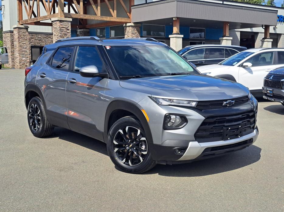 2023 Chevrolet TrailBlazer AWD - Heated Seats, Back-Up Camera display photo