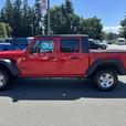 2020 Jeep Gladiator Sport S thumbnail image 2