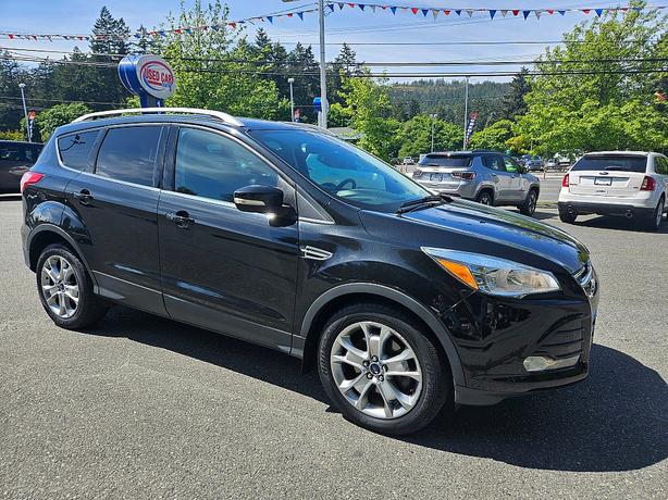 2014 Ford  Escape Titanium image 2