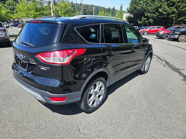 2014 Ford  Escape Titanium image 4