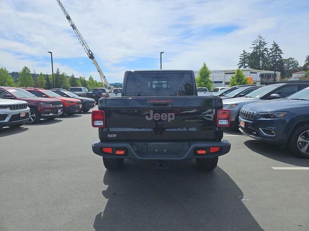 2023 Jeep Gladiator Mojave 4x4 | Back-Up Camera | Bluetooth Connection! image 5