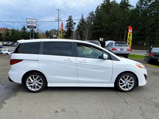 2012 Mazda  Mazda5 Grand Touring image 4