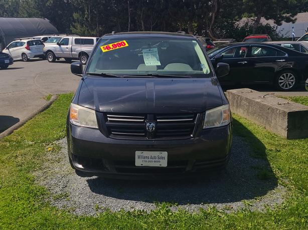2009 Dodge  Grand Caravan SE StownGo image 2