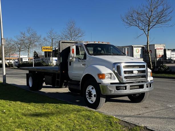 2008 Ford F-750 Flack Deck 2WD Diesel Hydraulic Brakes image 1