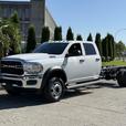 2022 RAM 5500 Crew Cab Dually Diesel Cab & Chassis 4WD thumbnail image 5