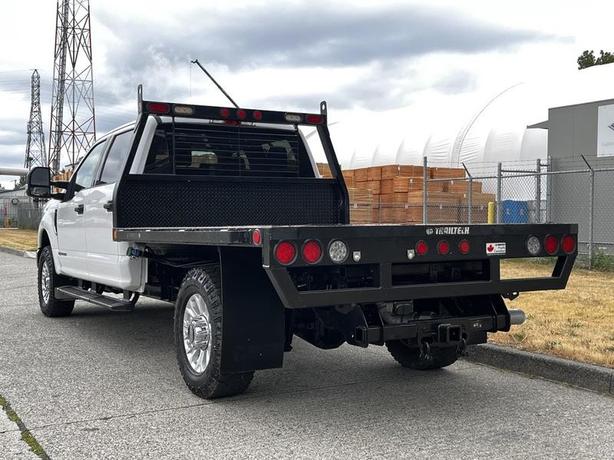 2020 Ford F-350 8 Foot Flat Deck Powerstroke Diesel 4WD image 8