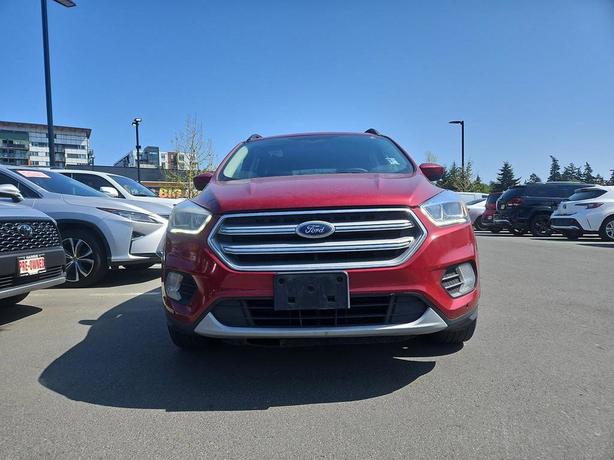 2017 Ford Escape FWD 4dr SE | Back Up Camera | Smart Device Intergration! image 2