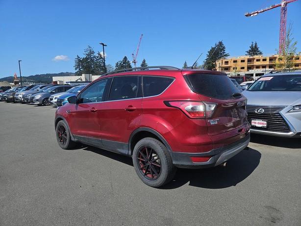 2017 Ford Escape FWD 4dr SE | Back Up Camera | Smart Device Intergration! image 4