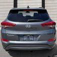 2018 Hyundai Tucson SE LEATHER! BACKUP CAMERA! NO ACCIDENT! ONE OWNER! thumbnail image 5