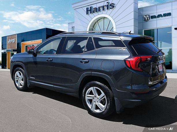 2018 GMC Terrain AWD 4dr SLE | Remote Start | No Reported Accidents! image 4